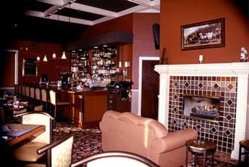 Four Points By Sheraton Portland East Fairview Buitenkant foto